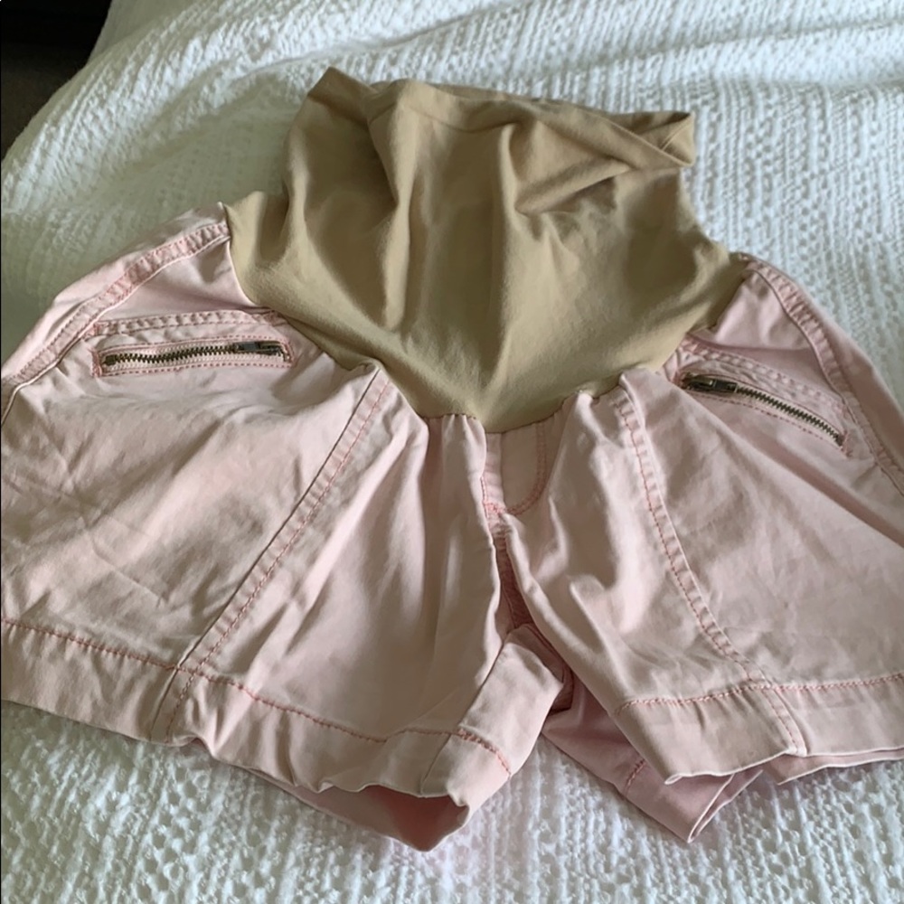 Pink motherhood shorts